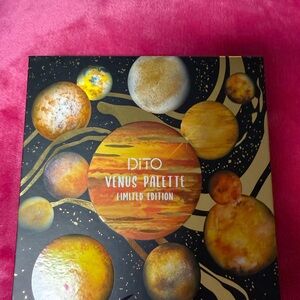 DITO Venus Palette Limited Edition Eyeshadow